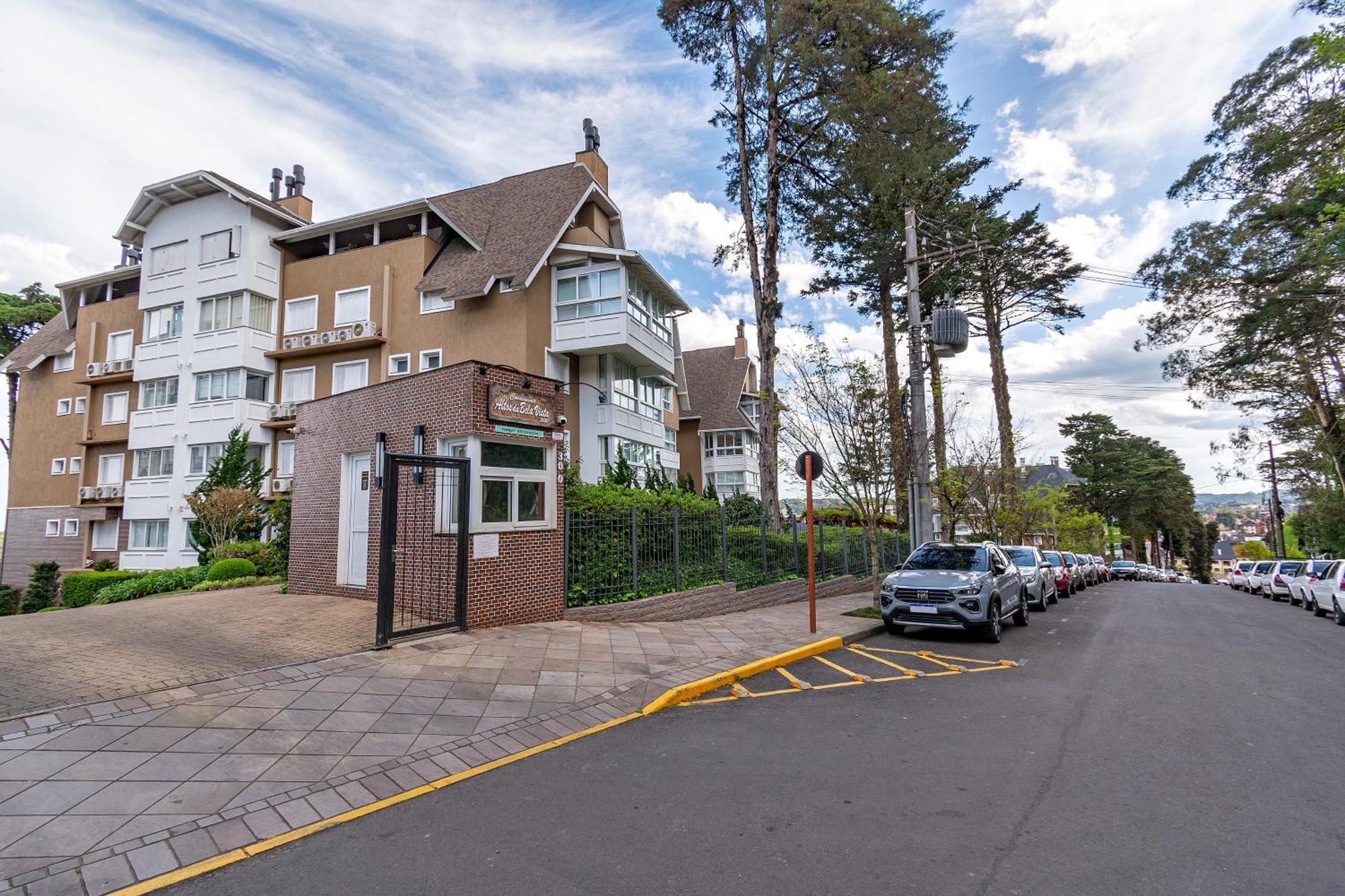 Luxuoso Apartamento Central Para 10 Pessoas Gramado Zewnętrze zdjęcie